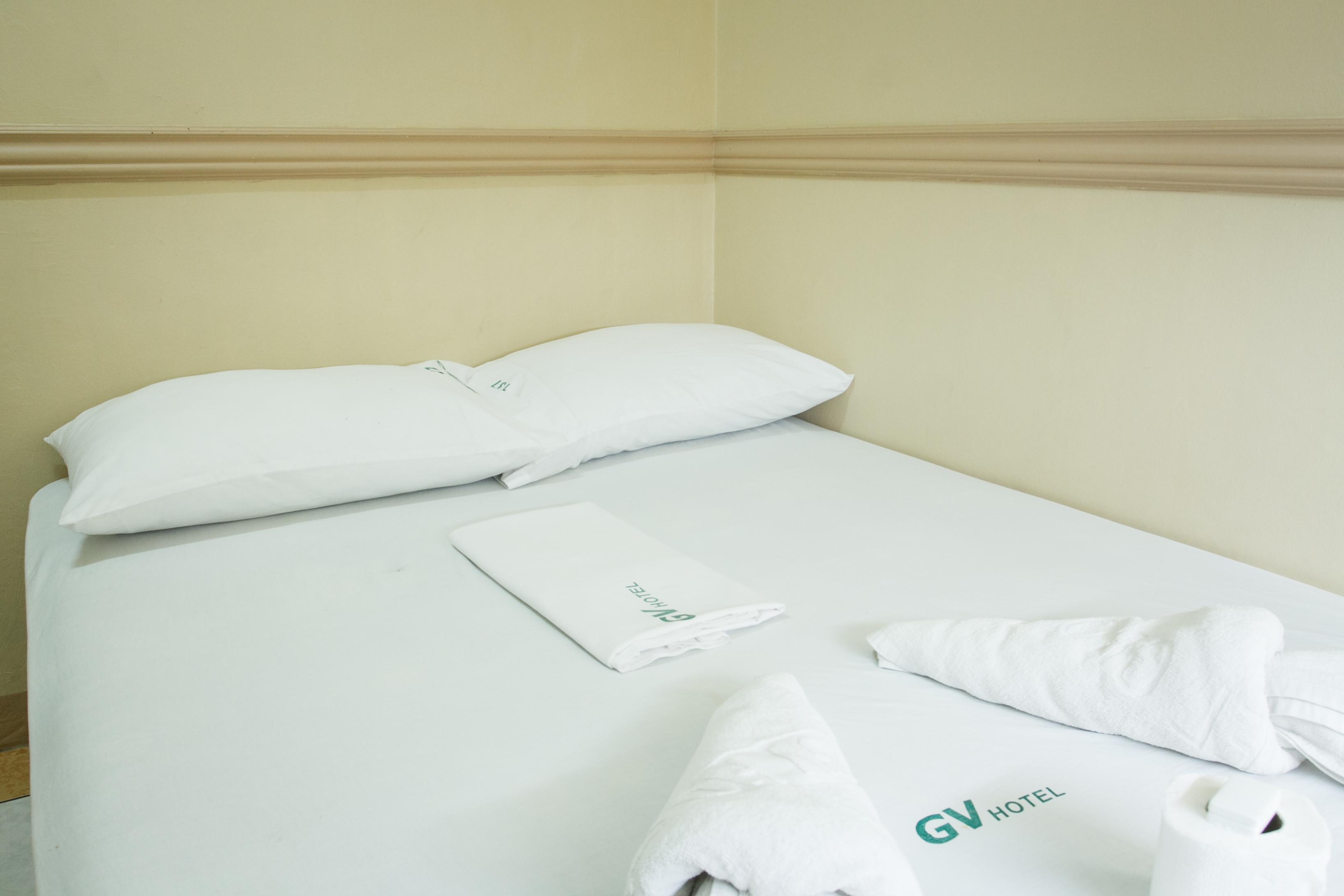 Gv Hotel - Camiguin Mambajao Exteriör bild