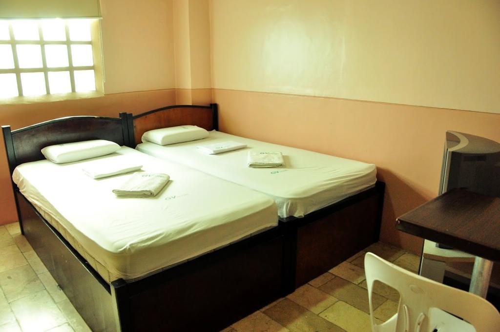 Gv Hotel - Camiguin Mambajao Rum bild